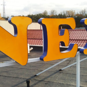 Litery podświetlane - Renex